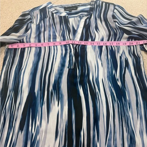 Jones New York Navy and White Patterned Blouse - Picture 3 of 4
